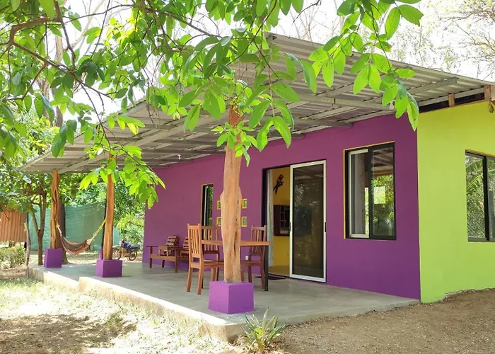 Casa Coco Playa With Ac, Swimming Pool, Skate Bowl & Walking Distance For Surfers And Nature Lovers Сasa de vacaciones