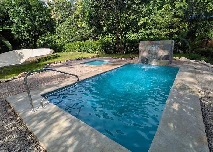 Casa Coco Playa With Ac, Swimming Pool, Skate Bowl & Walking Distance For Surfers And Nature Lovers *